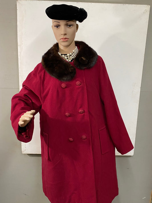 Red Wool Coat With Mink Size L